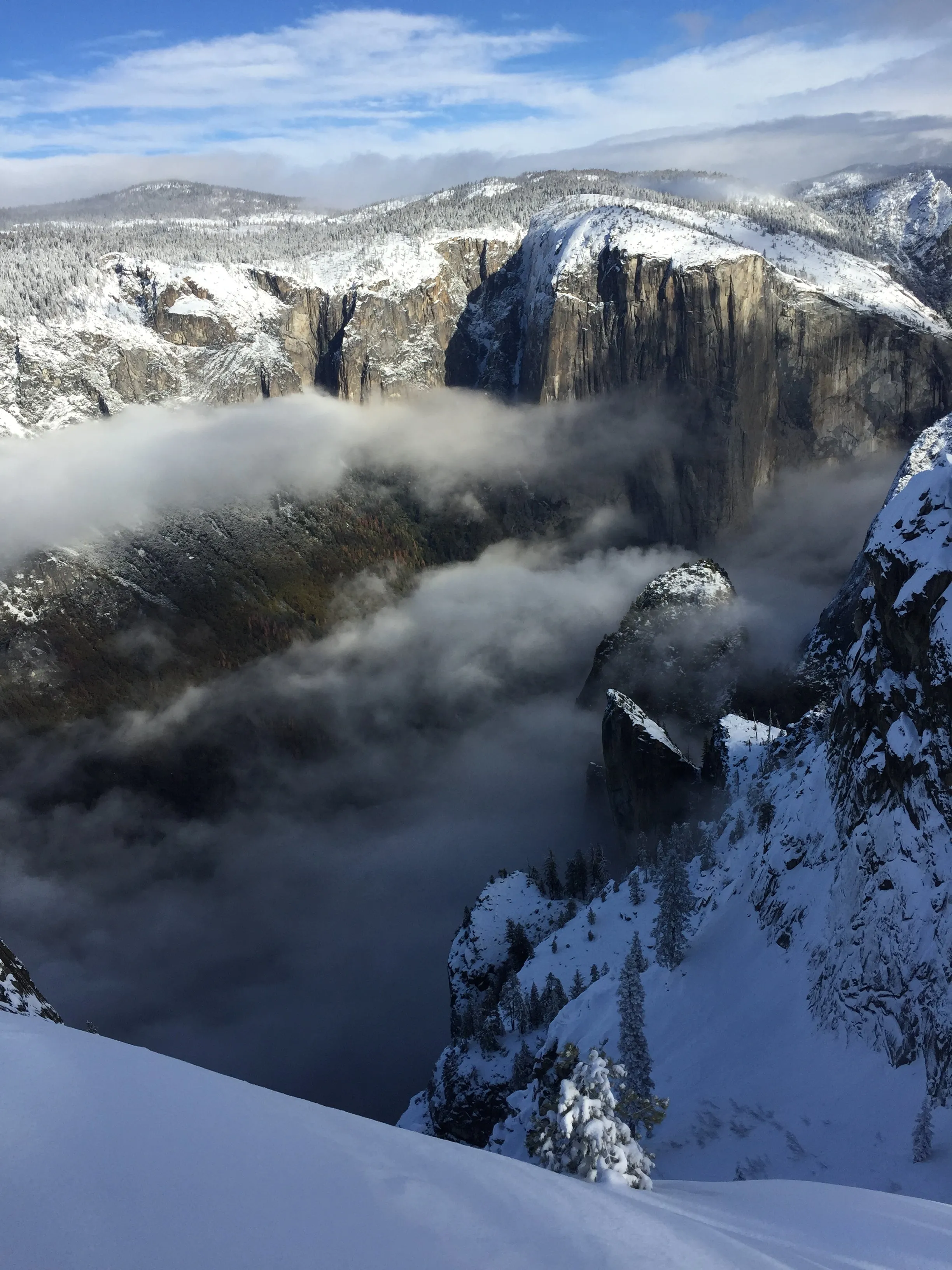 Snowshoeing Yosemite: Valley Overlook